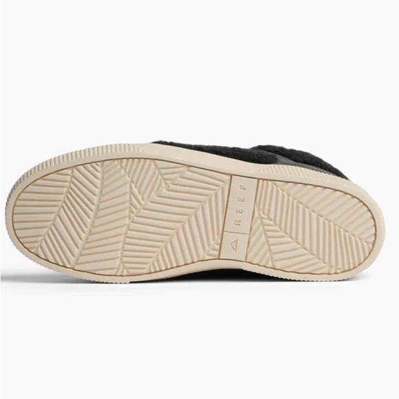 Reef Lay Day Hi Sneakers NWT - Picture 6 of 9